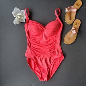 💍LA Blanca Red One Piece Swimsuit